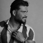 دانلود آهنگ جدید ریوان با عنوان شهر شلوغ (دمو)