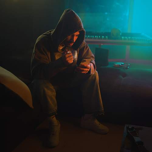 دانلود آهنگ جدید مهراد جم با عنوان به سلامت